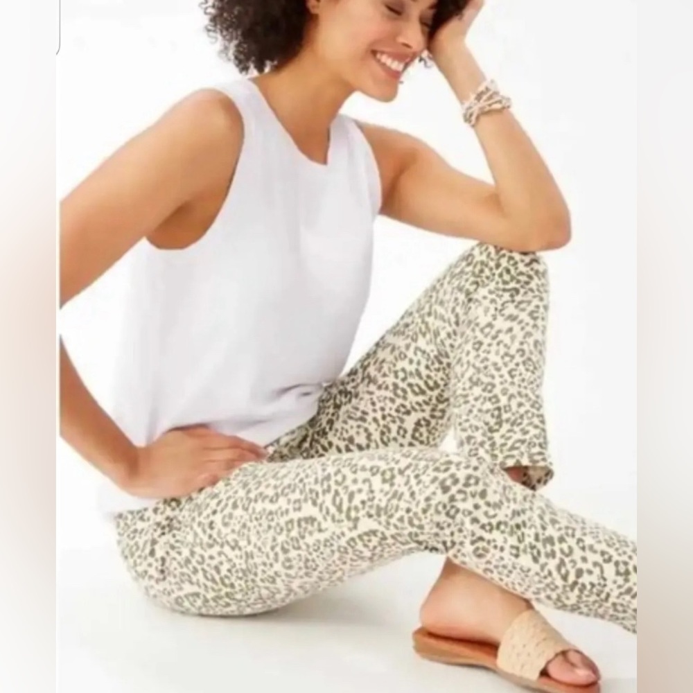 Tommy Bahama Ella Twill leopard Animal Print High Rise Ankle Jeans